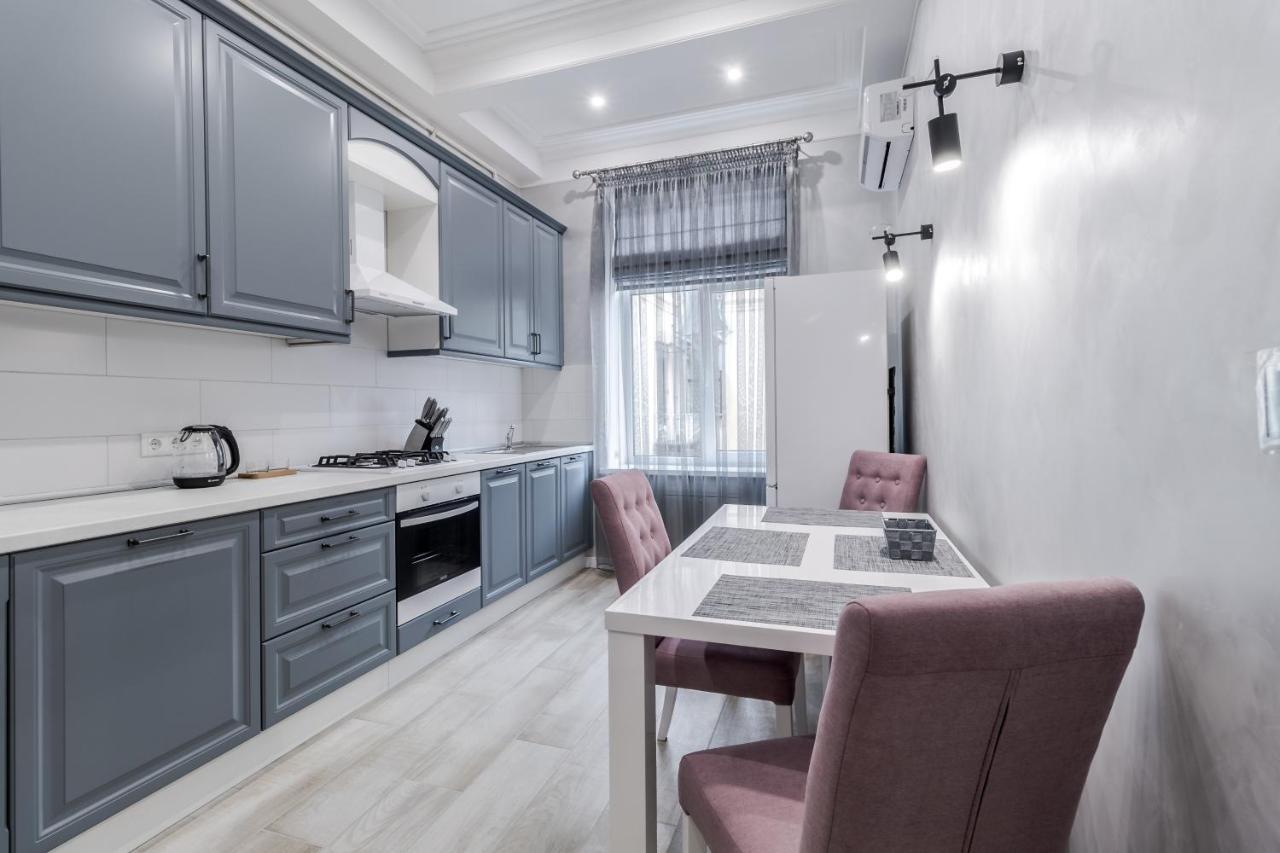 Inshiapartments On Lysenka Str Lviv Buitenkant foto